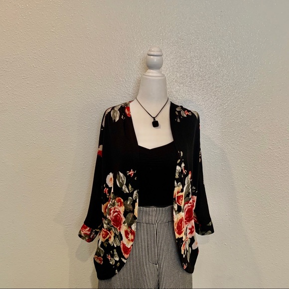 Mauve Floral Cardigan - Picture 2 of 2